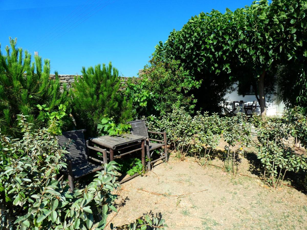 Το Κατἑ Aparthotel Artemonas Eksteriør bilde